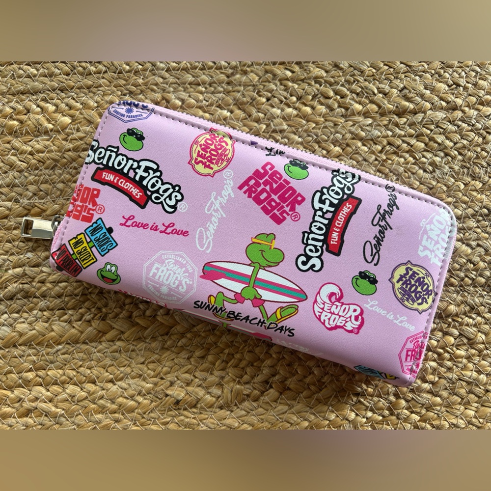 Senor Frogs Wallet